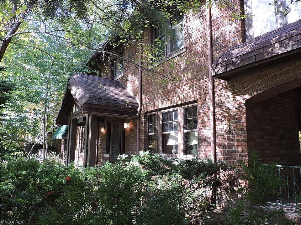 1st image of 19271 Shaker Blvd