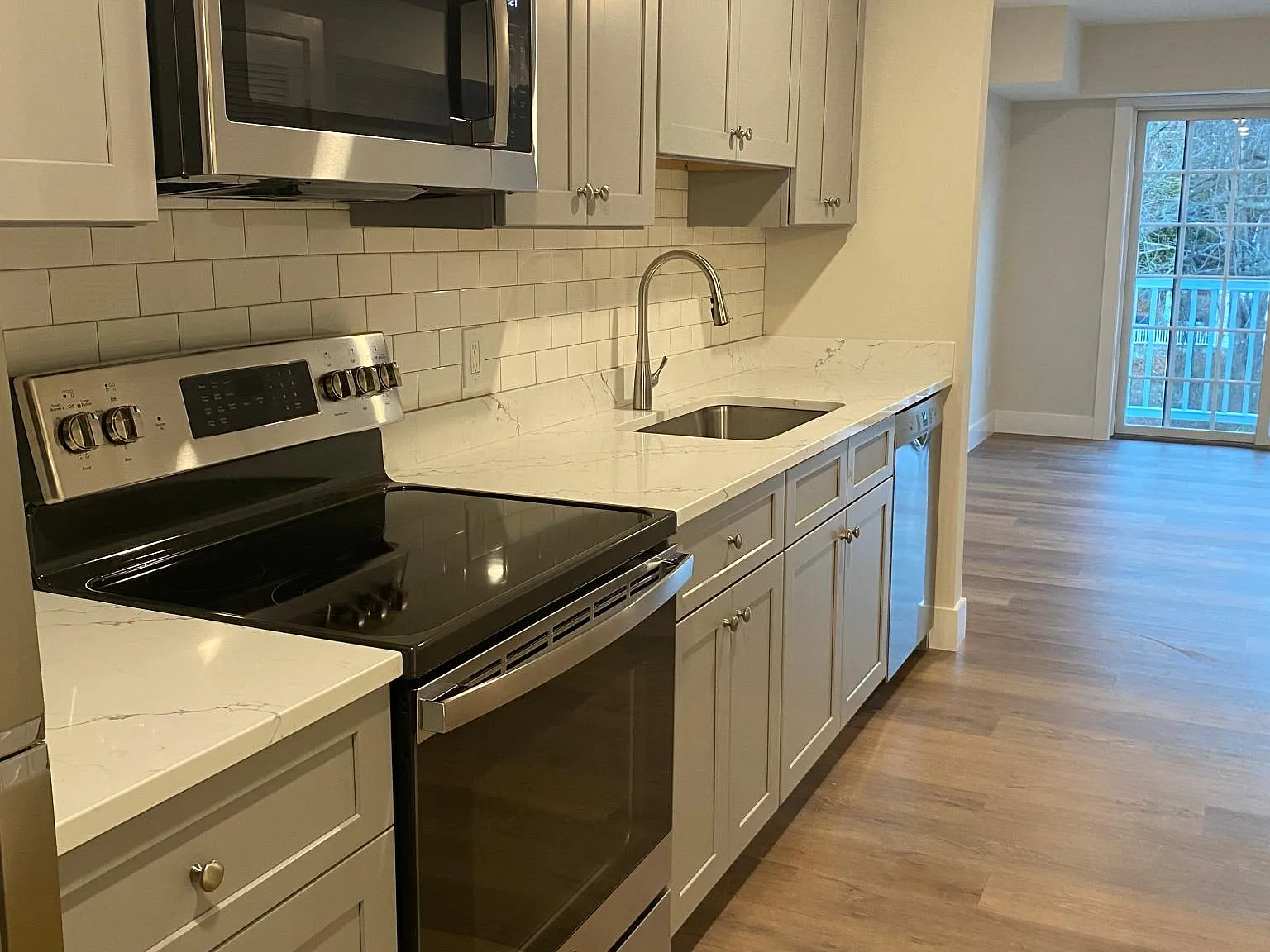 200 Danbury Rd — Photo 2