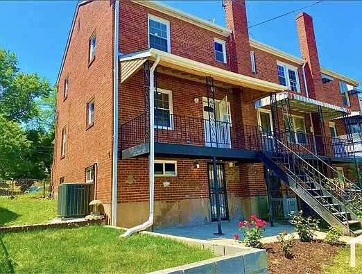 1920 Marion Barry Ave SE — Photo 28