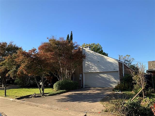 1st image of 2728 Pinery Ln