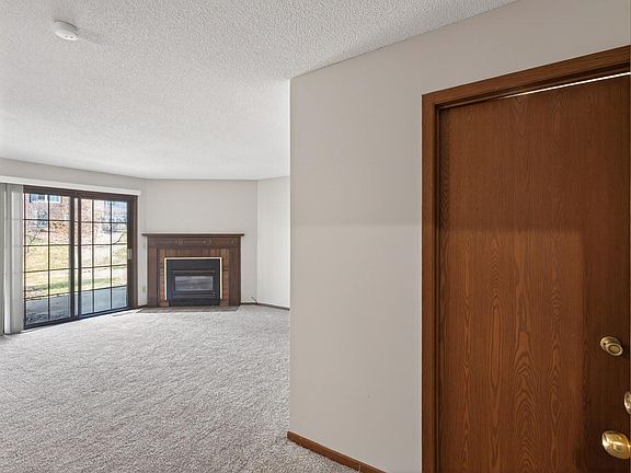 4th image of 6893 Langford Dr
