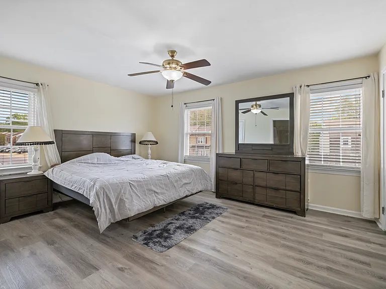 5632 Campus Dr — Photo 9