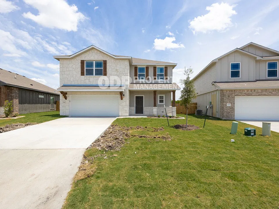 5321 Friars Loop