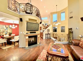 2922 Montana Ave APT B, Santa Monica, CA 90403