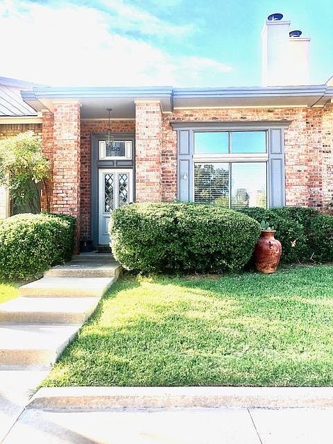 1st image of 2637 Lindenwood Dr