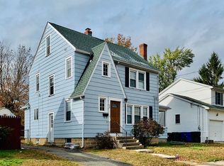 28 Wheeler Ave, Springfield, MA 01118