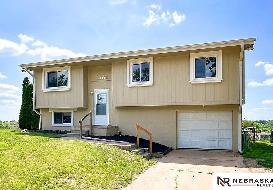 1st image of 4104 N 213th Cir