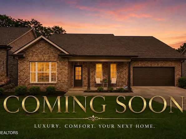 1683 Mountain Dr, Lenoir City, TN 37772