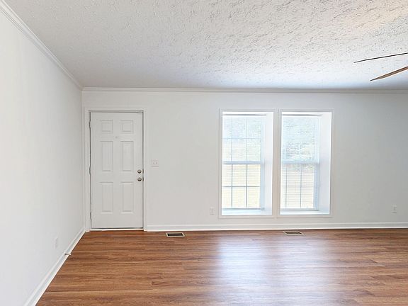 5th image of 550 Taylor Pond Rd