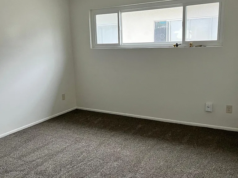 502 N Ditmar St #B — Photo 6