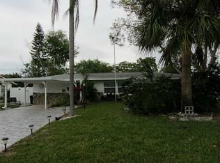 6915 114th St, Seminole, FL 33772