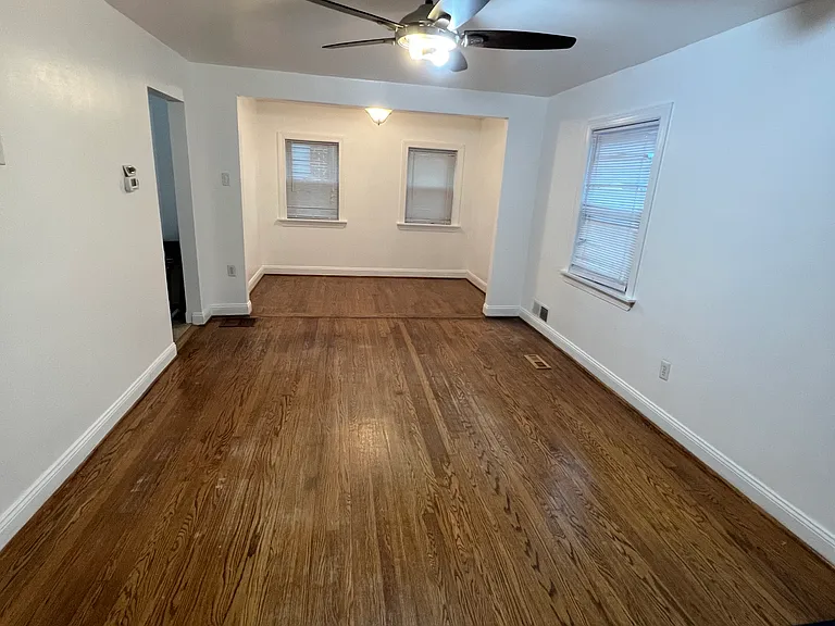 Living Room/ Dinning Room