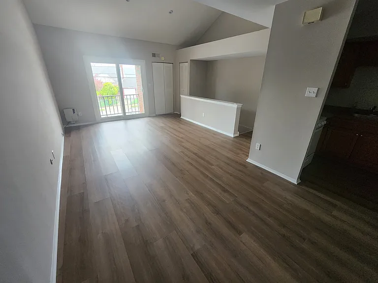 7758 Rockwell Ave #2 — Photo 11