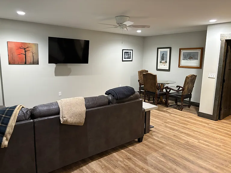 77 Fox Den Rd #1 — Photo 23