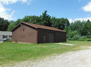 1801 E Linwood Rd, Linwood, MI 48634