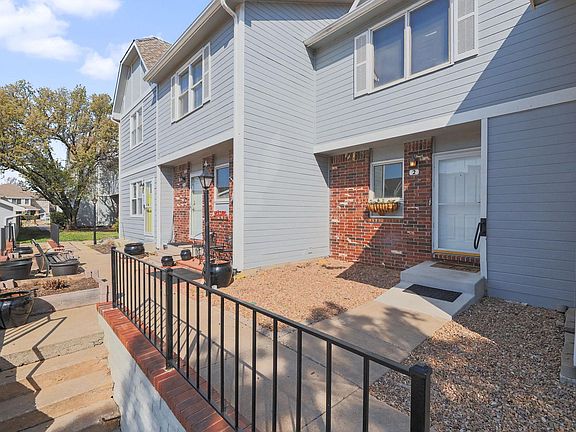 2nd image of 101 S Rock Rd APT 2