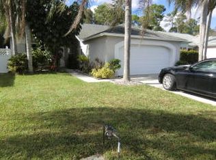 2735 Foxhall Dr W, West Palm Beach, FL 33417