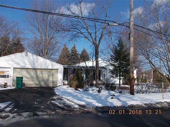 4th image of 707 Dewitt Rd