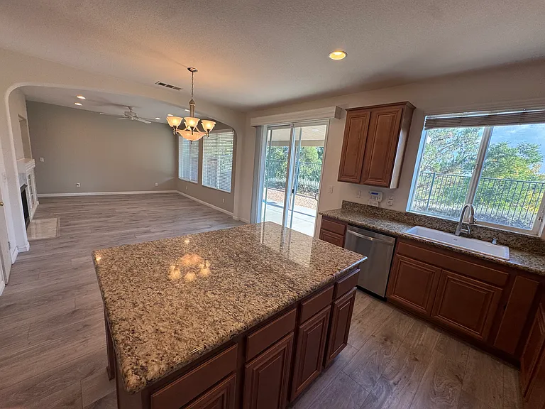 33442 Wallace Way — Photo 2