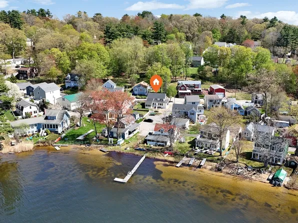 1 Lake Ave, Merrimac, MA 01860