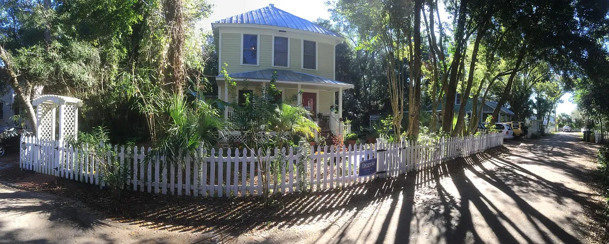 Building Photo - 309 S Hayden Ave