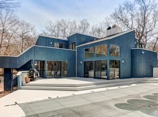 3 English Garden Ln, Sag Harbor, NY 11963