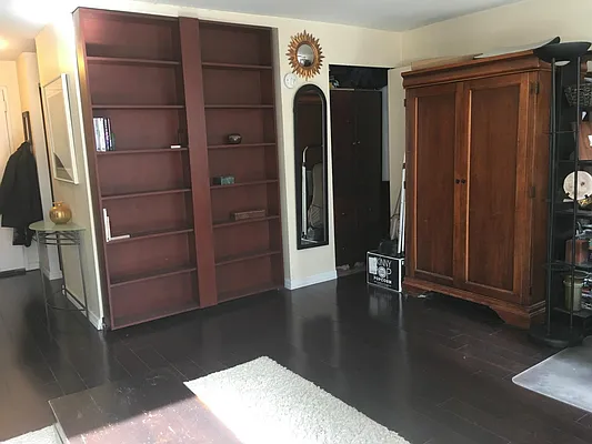 Rented by Keller Williams NYC | media 54