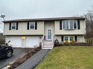 8 Mellor Rd, Wallingford, CT 06492