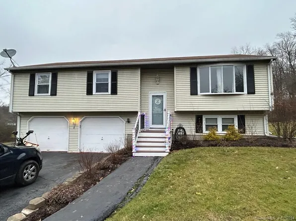 8 Mellor Road, Wallingford, CT 06492