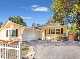 21441 De La Osa St, Woodland Hills, CA 91364