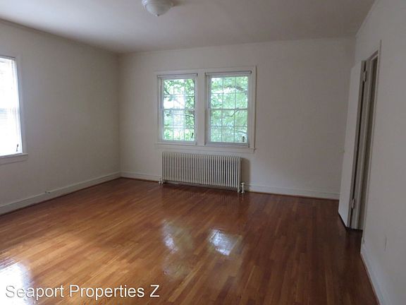 2nd image of 414 E Glendale Ave #3