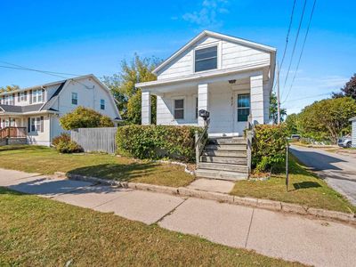 817 N Irwin Ave, Green Bay, WI, 54302