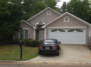 240 Cambridge Dr, Athens, GA 30606