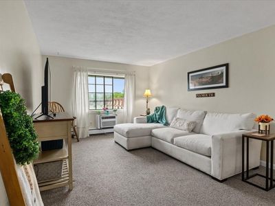 103 Grove St APT 341, Rockland, MA, 02370