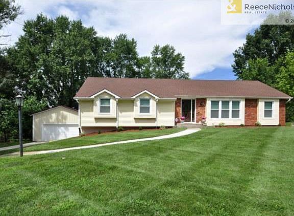 2nd image of 816 Kings Hwy