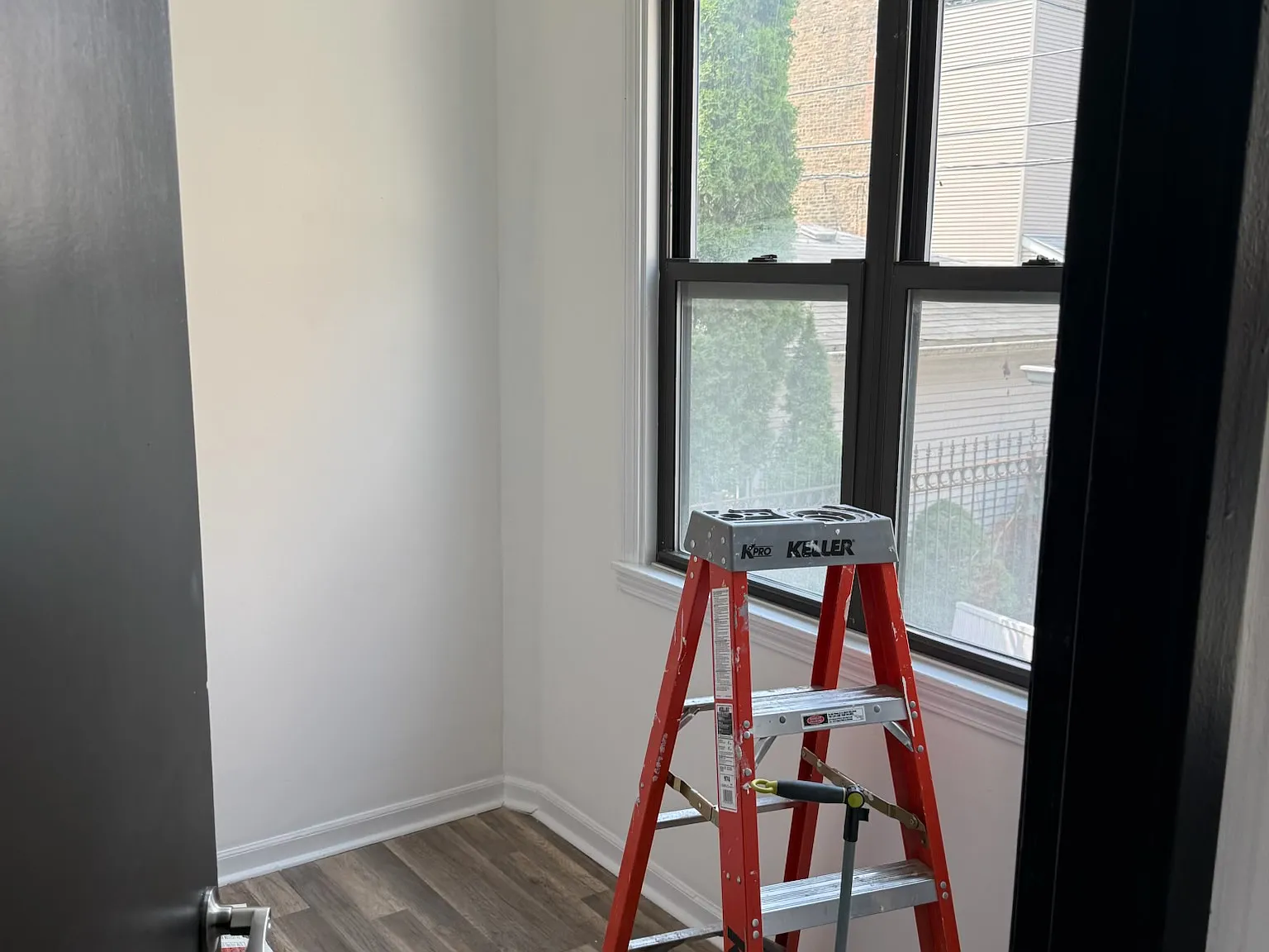 2 bed, 1000 sqft, $2,700 — Photo 4