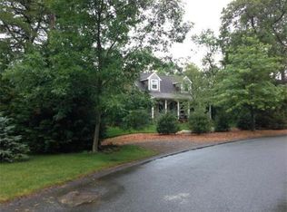 42 Shannon Way, Dartmouth, MA 02747