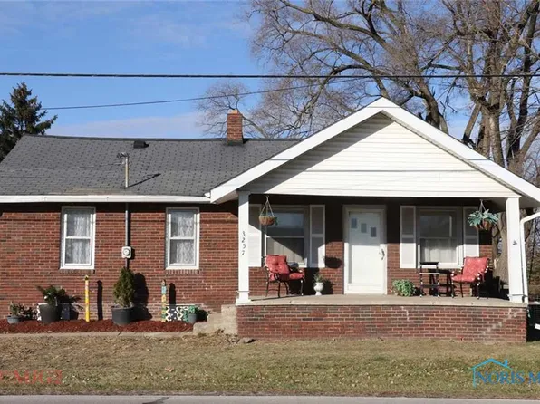 3257 Seaman Rd, Oregon, OH 43616