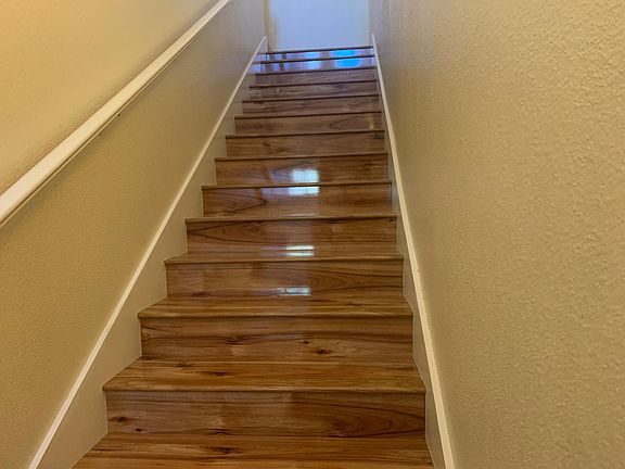 2nd image of 712 Vessona Cir