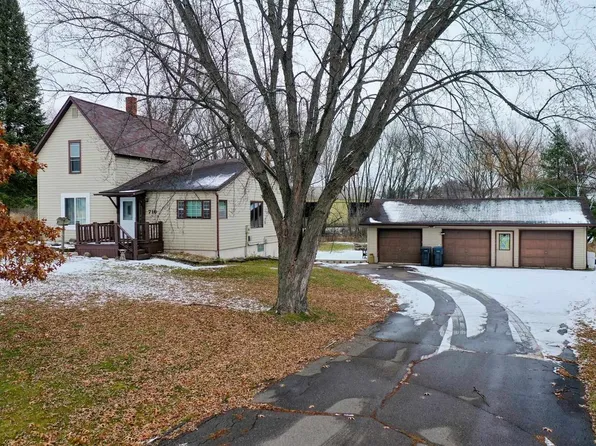 716 South PARK AVENUE, Medford, WI 54451