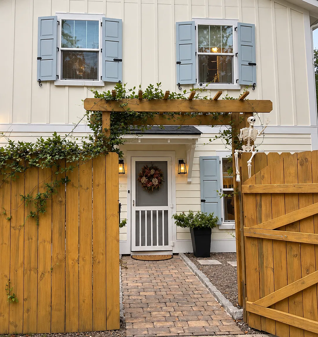 3 bed, 1.5 bath, 1200 sqft, $4,500 — Photo 1