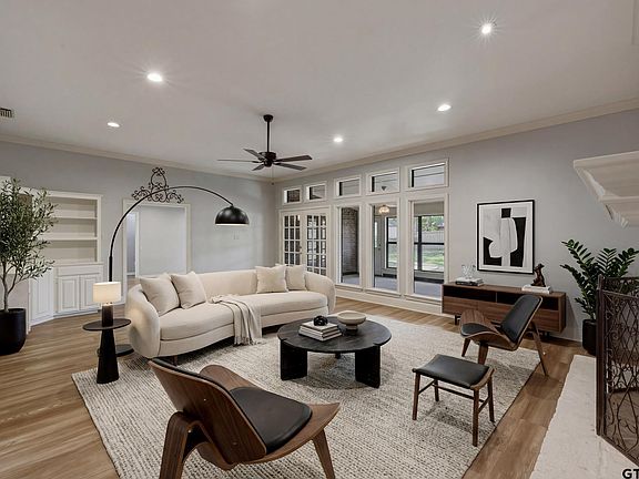 4th image of 1261 Luann Ln