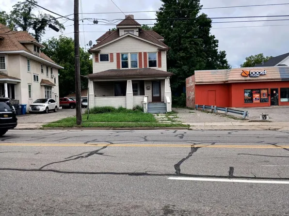 1414 Portage St, Kalamazoo, MI 49001