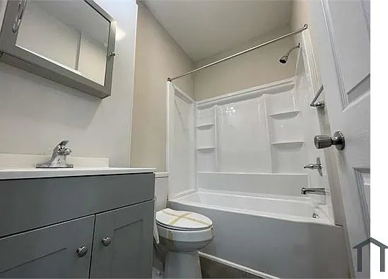 1617 N Main St — Photo 19