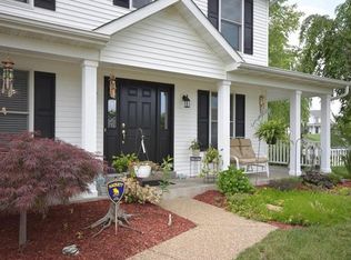 2736 Angle Gate Cir, Dardenne Prairie, MO 63368