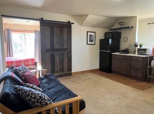 243 E Aspenwood Ave #1, Sisters, OR 97759