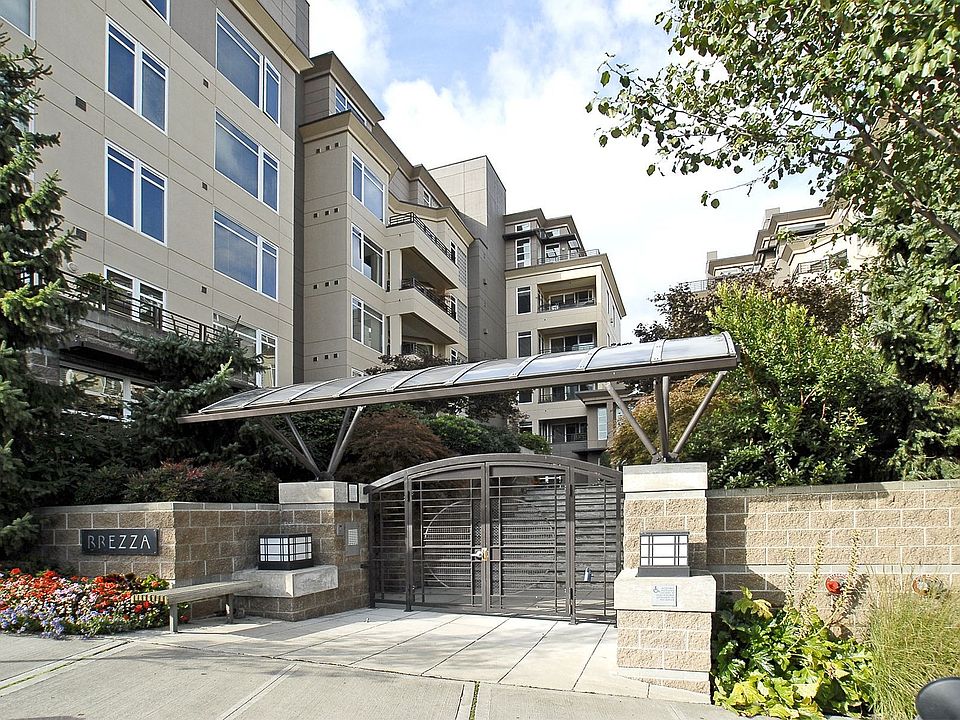 Brezza Condominiums