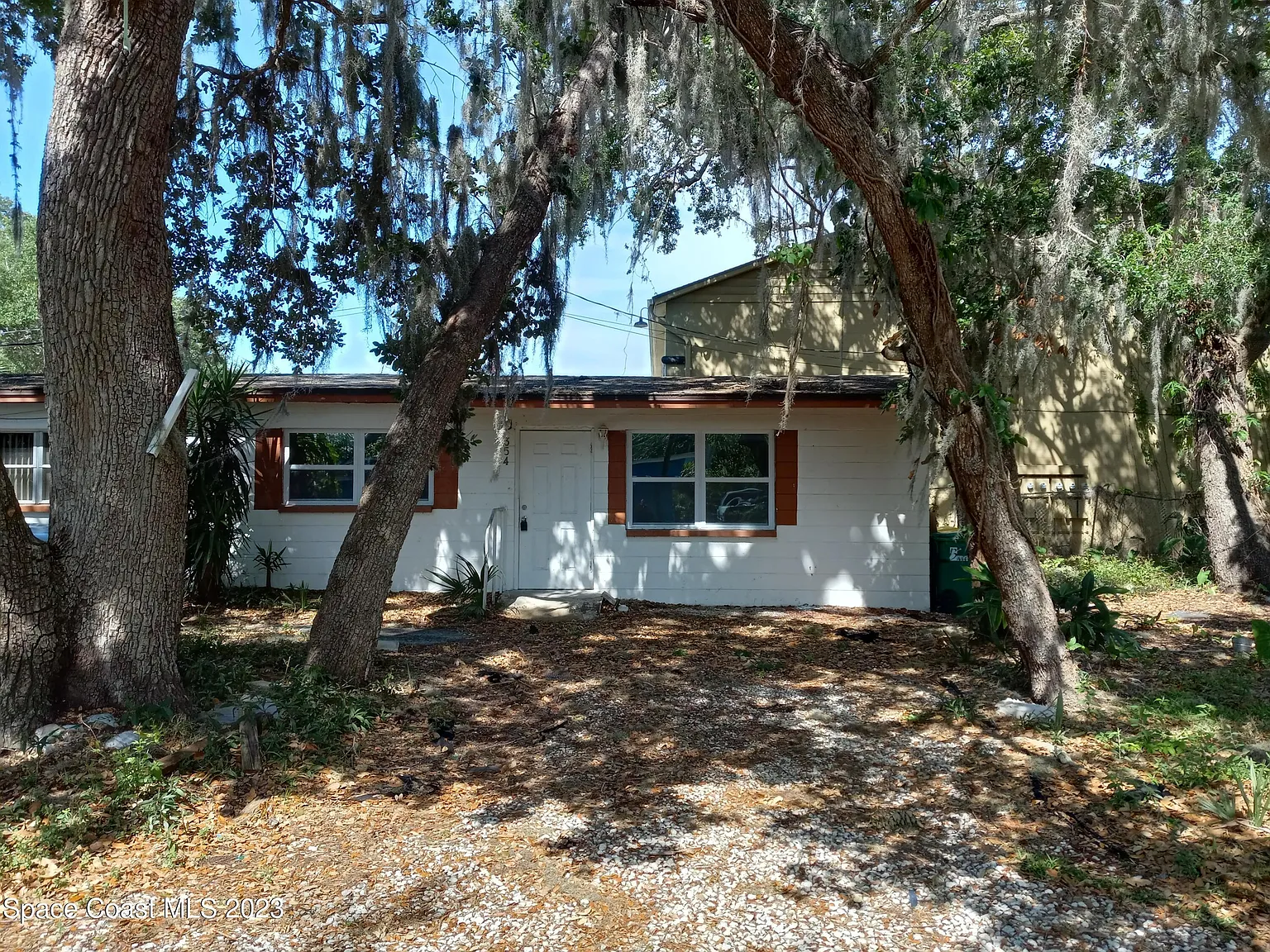 2 bed, 1.0 bath, 750 sqft, $1,600 — Photo 1