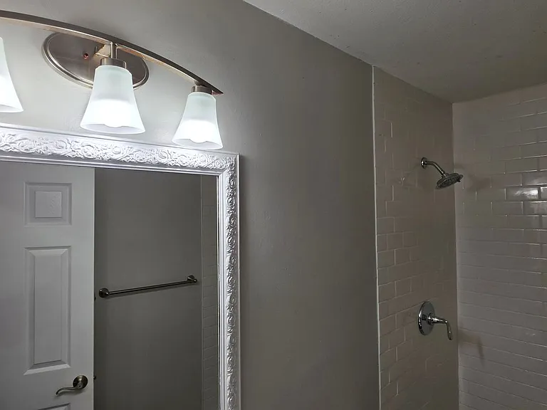 1524 Whitsett Dr — Photo 25