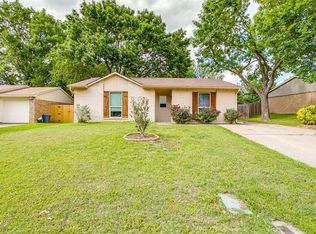2331 Idlewood Dr, Arlington, TX 76014